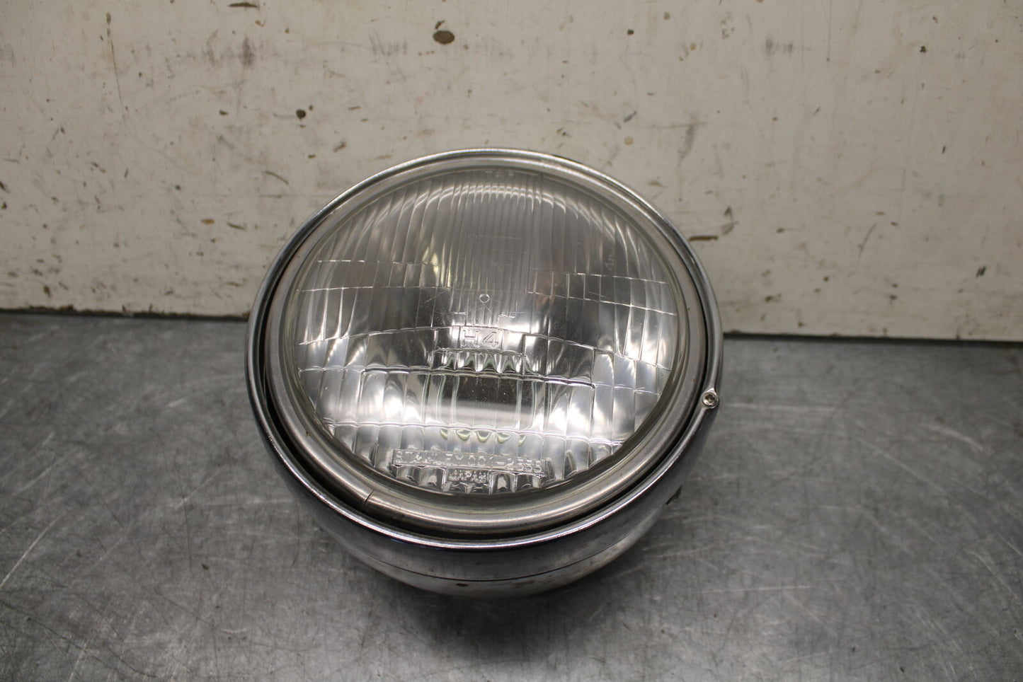 85-86 SUZUKI MADURA 1200 SINGLE HEADLIGHT HEAD LAMP LIGHT BB691