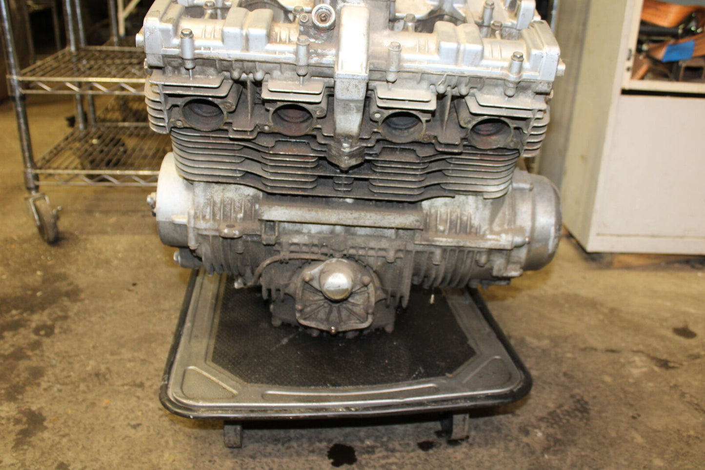 80-83 SUZUKI GS750E ENGINE MOTOR BB234