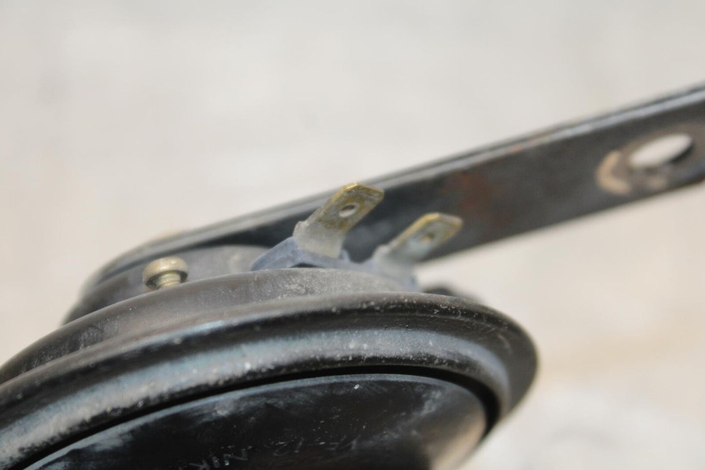 1995 Suzuki RF600R HORN SIGNAL BB615