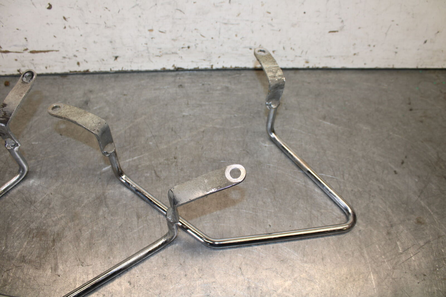 87-03 SUZUKI INTRUDER 1400 VS1400GLP PASSENGER SEAT GRAB BAR HANDLE SET BB702