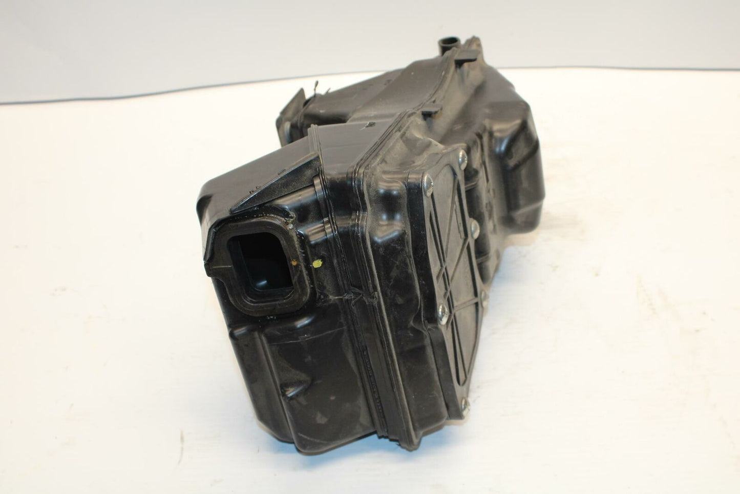 18-20 HUSQVARNA VITPILEN 401 AIRBOX AIR INTAKE FILTER BOX BB248