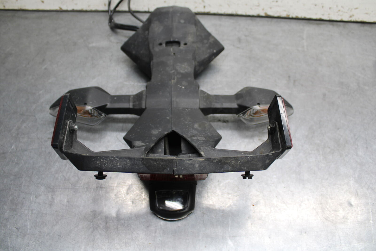 18-24 KAWASAKI NINJA 650 REAR BACK FENDER MUD GUARD BB725