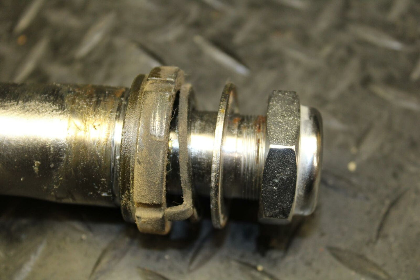 03-08 KAWASAKI VULCAN 1600 FRONT FORKS CLAMP LOWER TRIPLE TREE STEM BB193