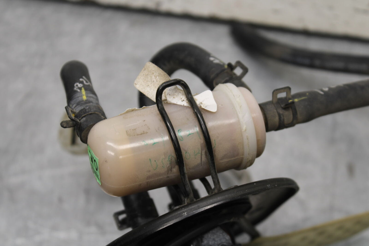 16-24 KTM 390 RC FUEL PUMP GAS PETROL SENDER UNIT BB648