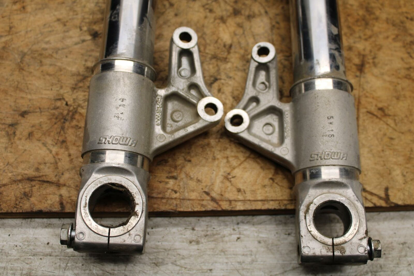 04-07 DUCATI ST3 FRONT FORKS SHOCK SUSPENSION SET PAIR BB347