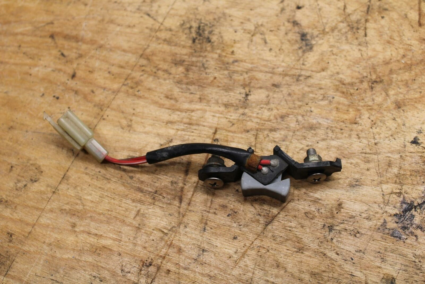 91-93 YAMAHA FZR1000 FUEL SWITCH BB339