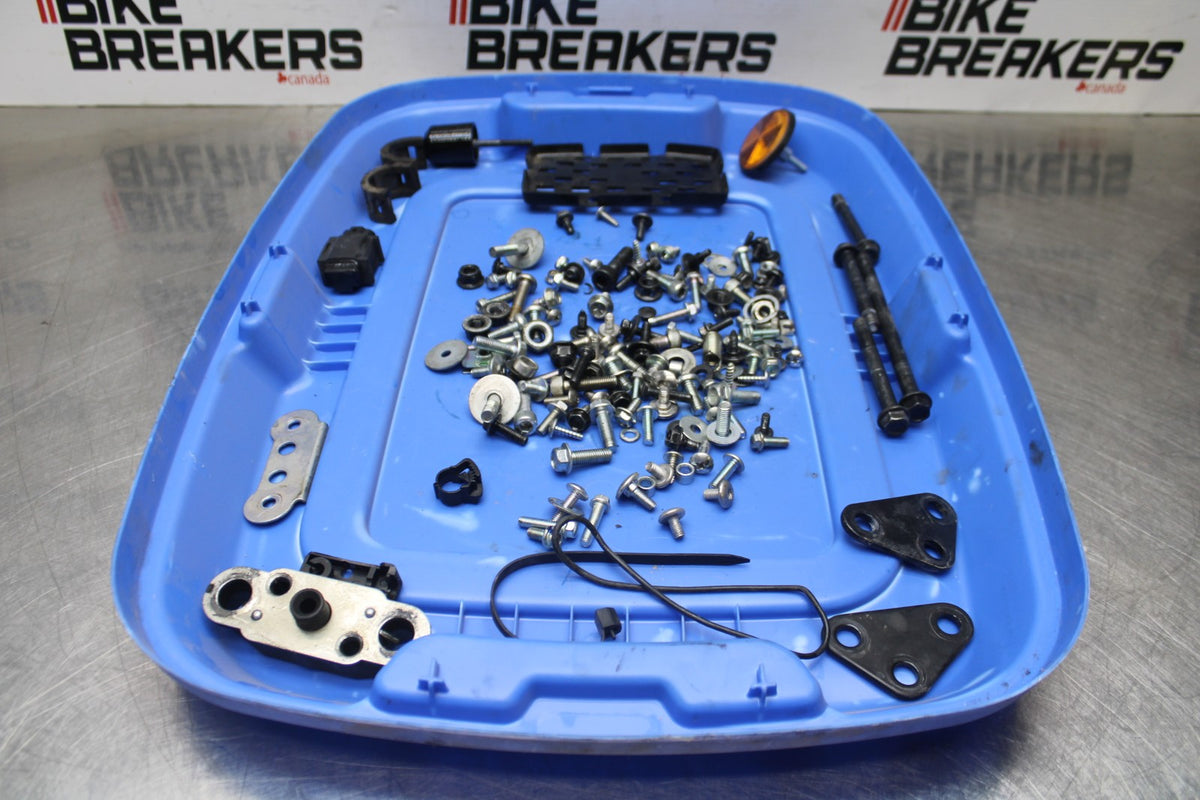 15 SUZUKI GW250F MOUNTING BOLTS HARDWARE MOTOR SCREWS BB789