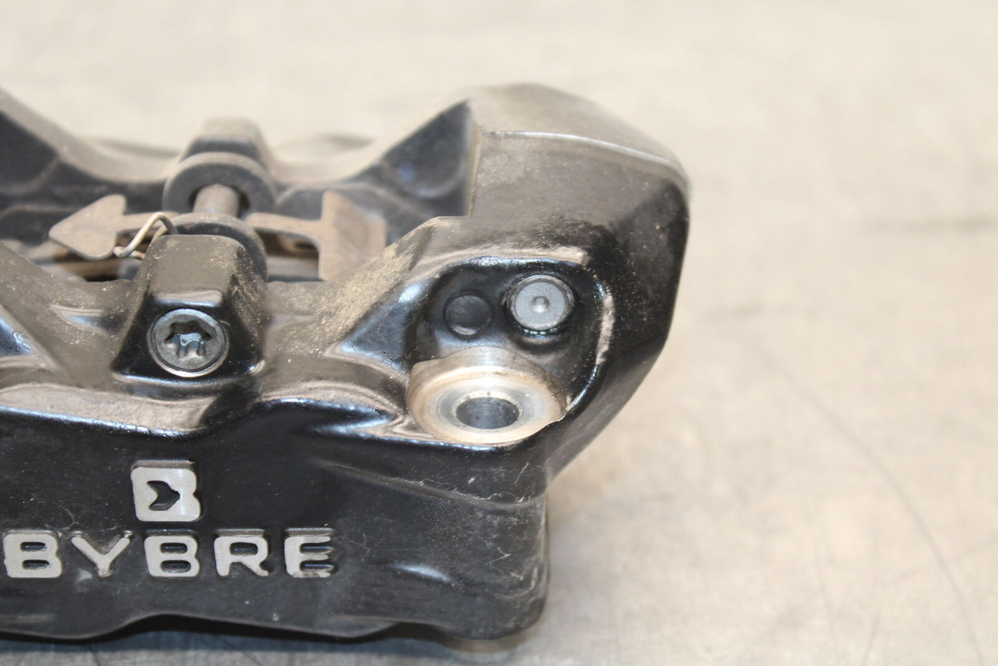13-16 KTM 390 DUKE LEFT FRONT BRAKE CALIPER BB748