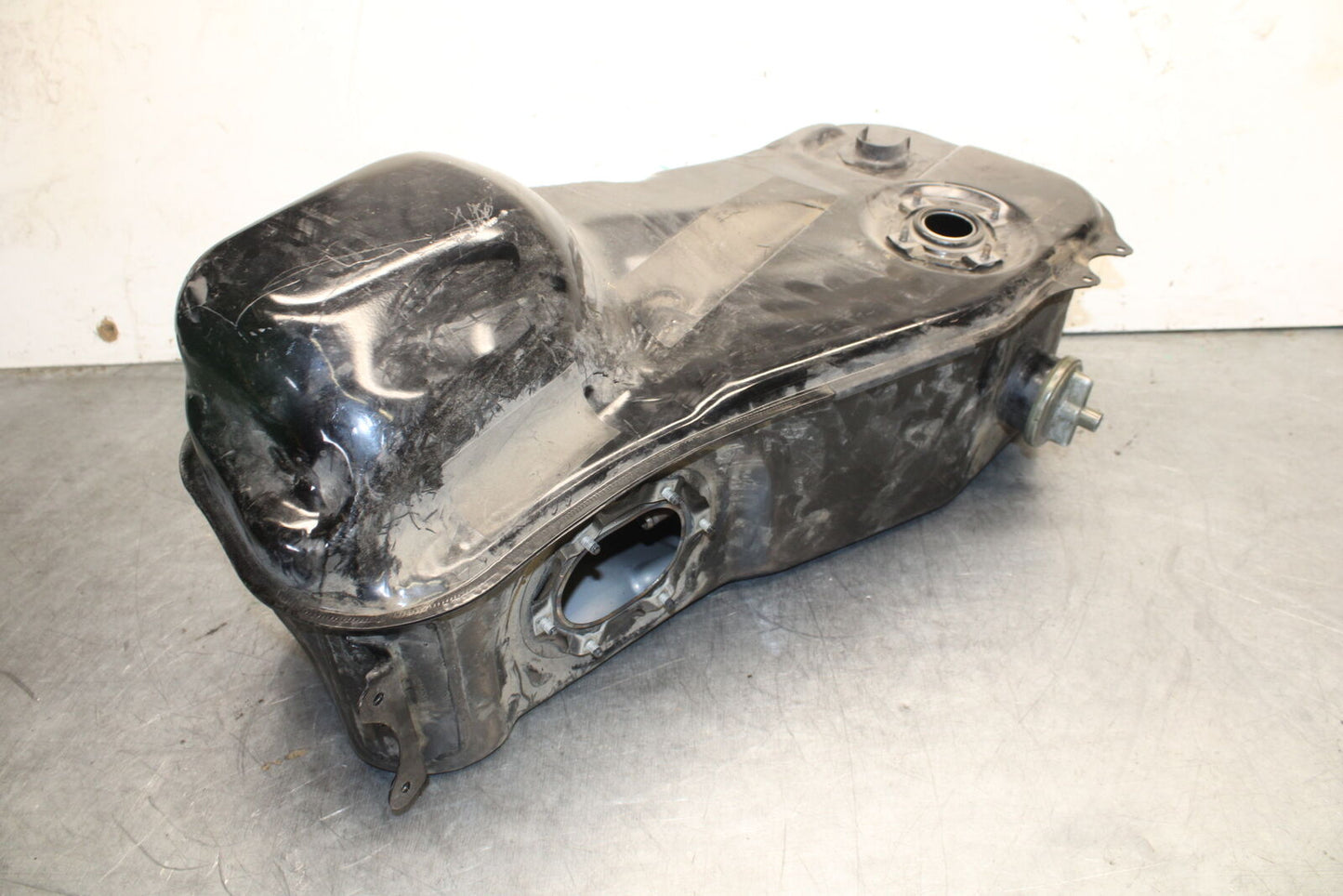 93-00 HONDA GOLDWING 1500 GL1500SE GAS TANK FUEL PETROL RESERVOIR BB700