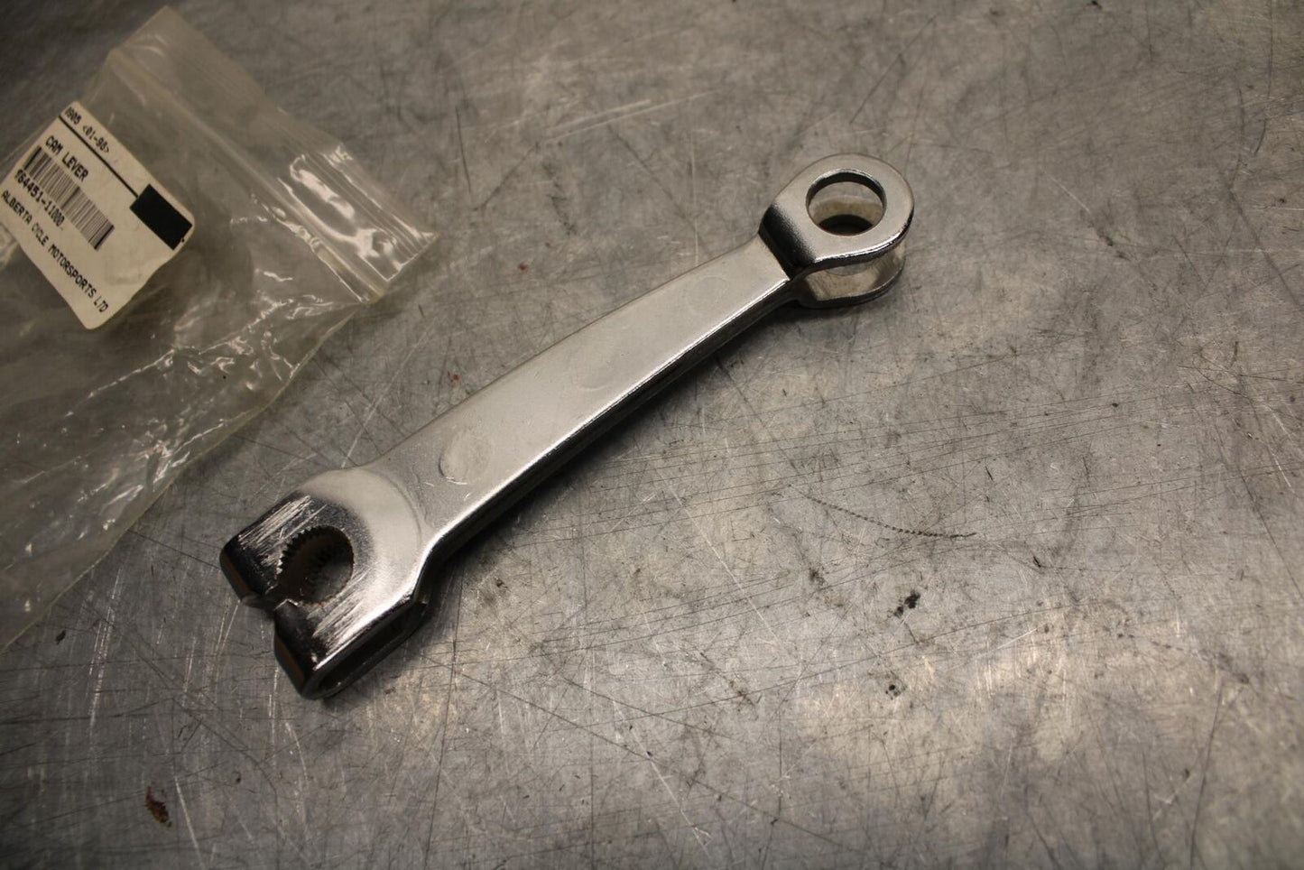 1973 Suzuki GT550 REAR BACK BRAKE LEVER CAM 64451-11000 BB33