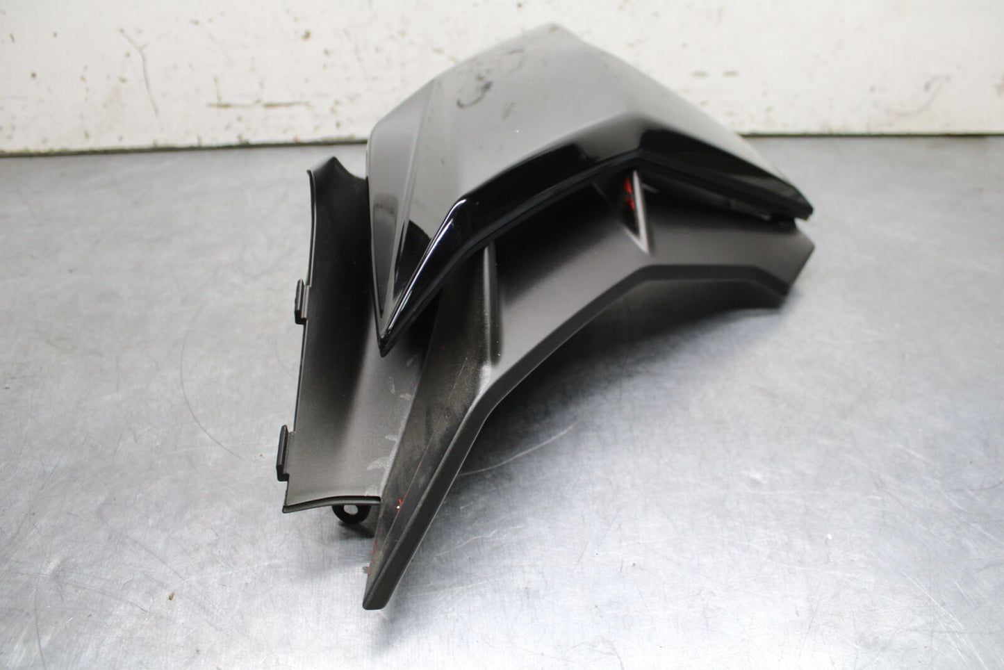 21-24 APRILIA TUONO 660 FACTORY LEFT FRONT UPPER MID SIDE FAIRING PLASTIC BB733