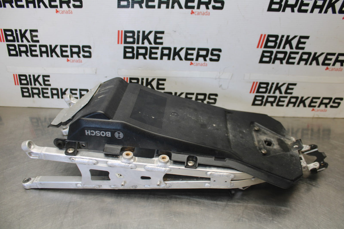 16 APRILIA TUONO V4 1100 REAR SUBFRAME BACK SUB FRAME BB905