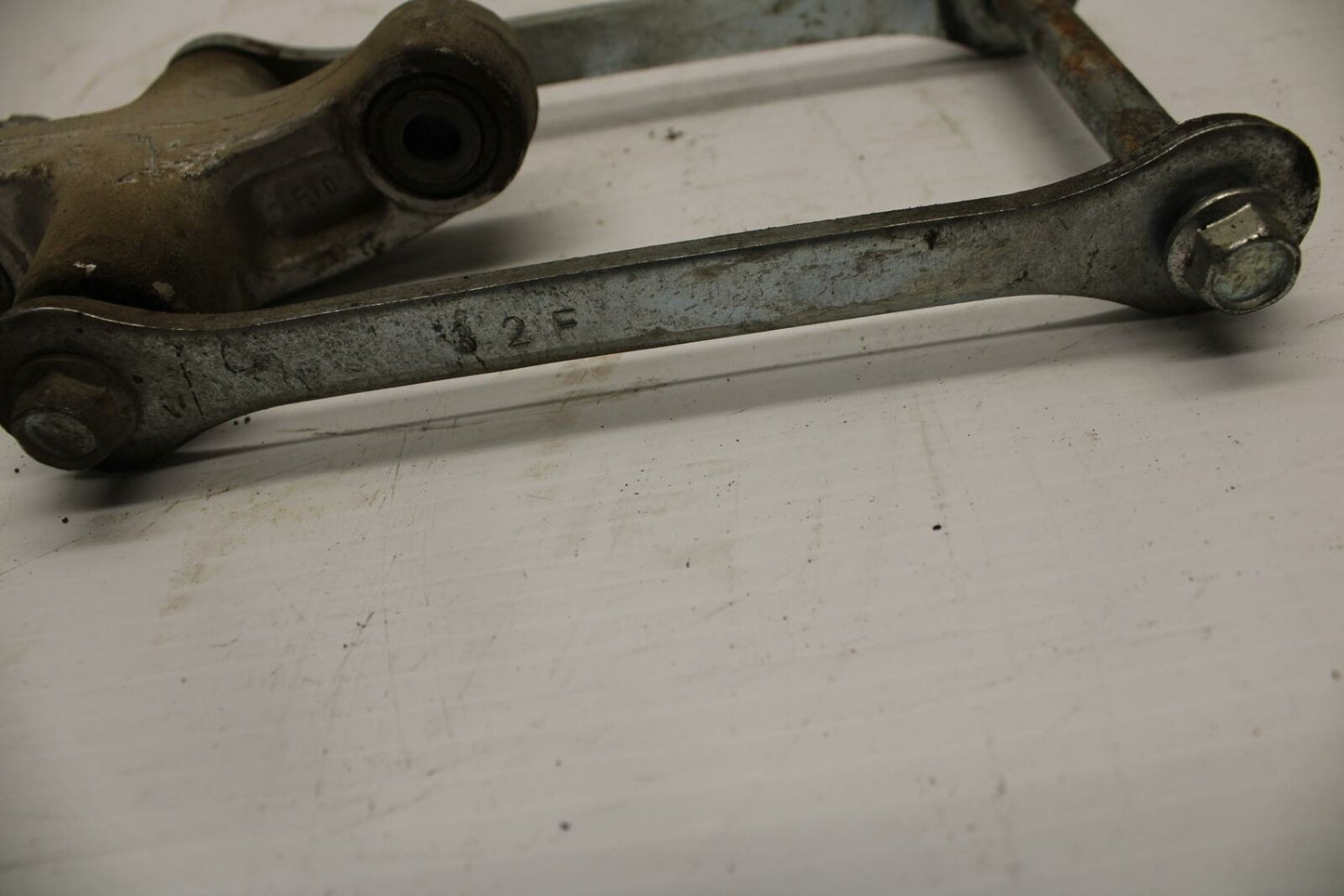 13-16 SUZUKI BANDIT 1250S ABS REAR DOGBONE SHOCK LINKAGE LINK BB238