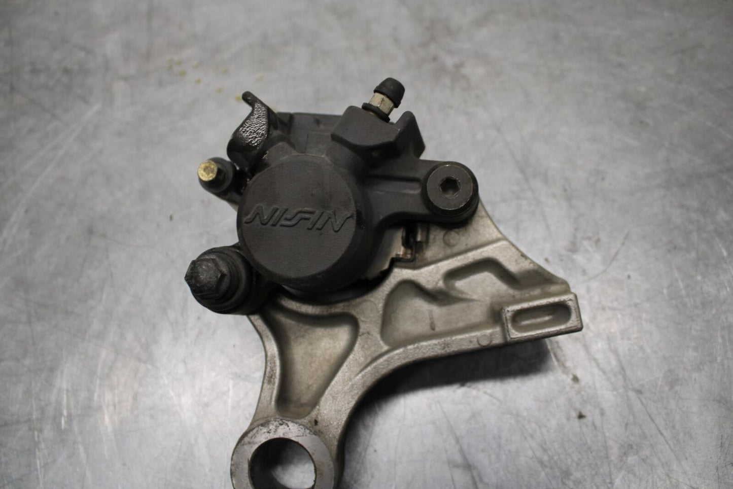 05-06 HONDA CBR600RR REAR BACK BRAKE CALIPER W MOUNT BRACKET BB479