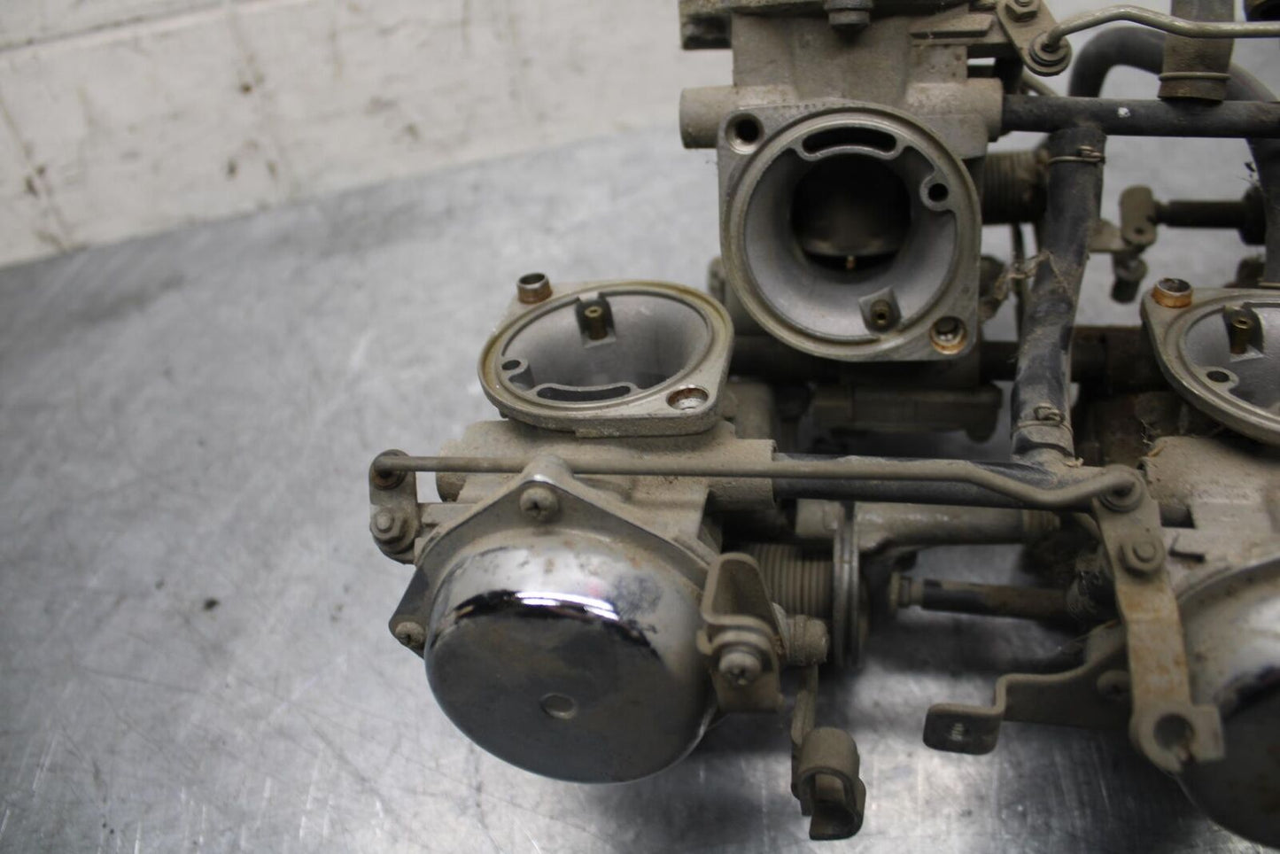 1984 Honda Interceptor 750 VF750F CARBS CARBURETORS BB38