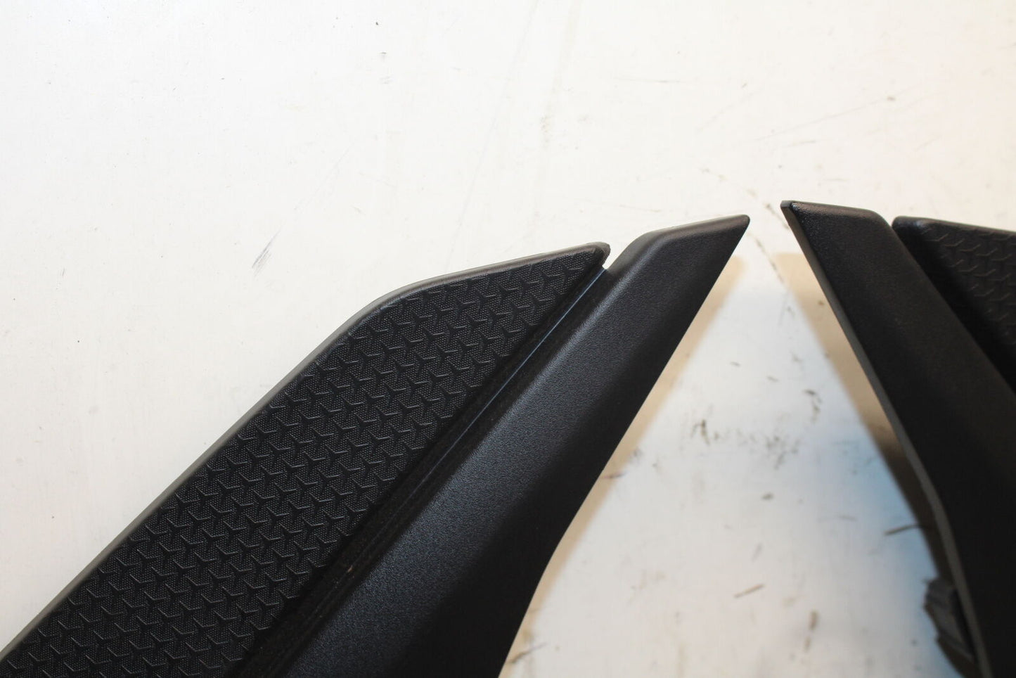 20-23 APRILIA RS660 RIGHT LEFT FRONT SIDE SEAT PANELS COWLS FAIRINGS COVER BB667