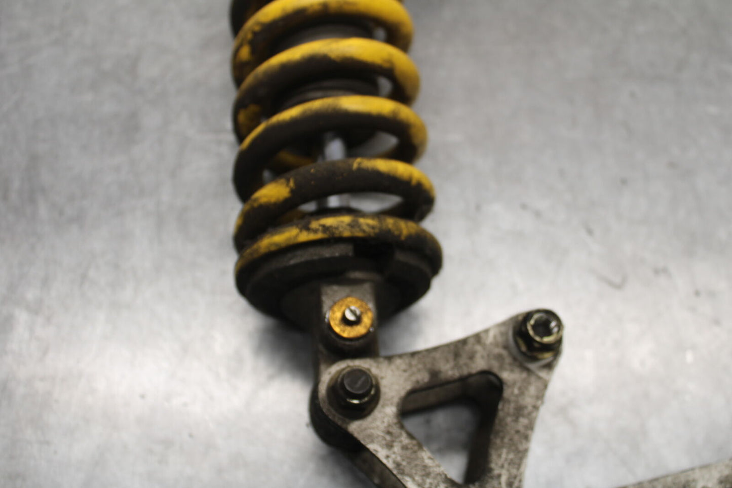 07-08 TRIUMPH DAYTONA 675 REAR BACK SHOCK ABSORBER SUSPENSION T2053100 BB685