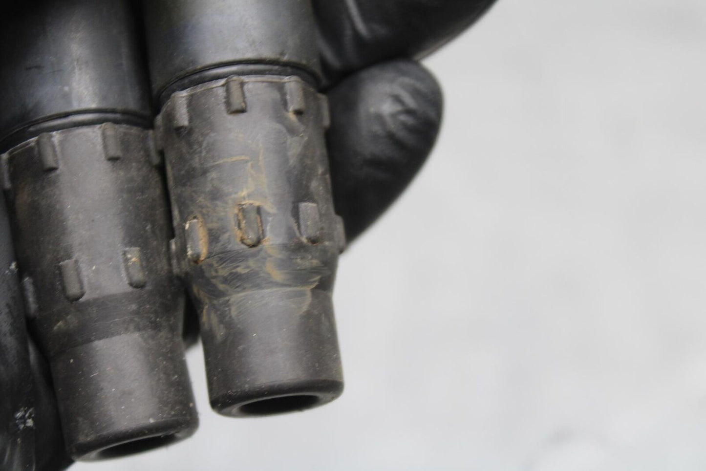 01-03 SUZUKI GSXR600 IGNITION COILS COIL SPARK PLUG CAPS 33410-35F00 BB633