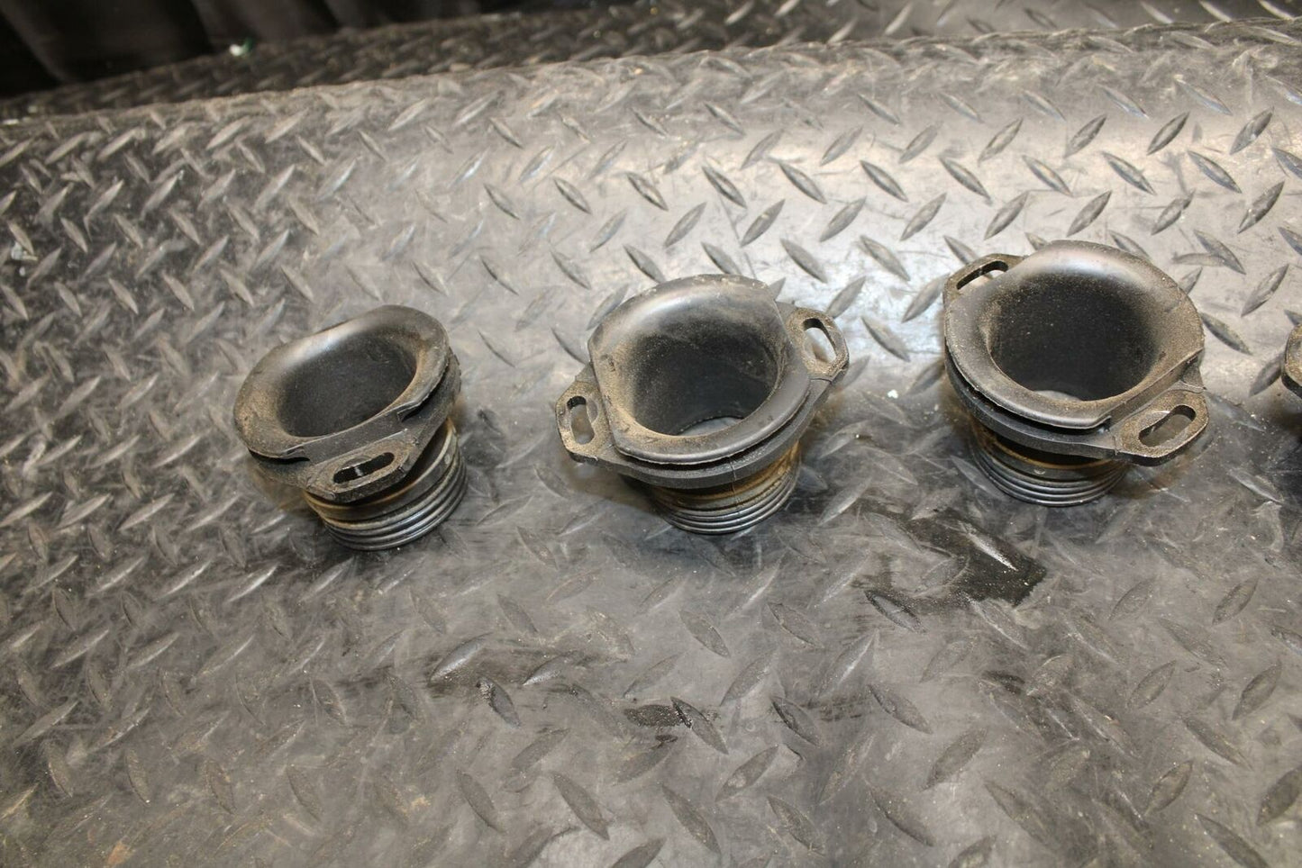 02 KAWASAKI NINJA ZX12R AIRBOX INTAKE VELOCITY STACKS INTAKE BOOT BB194