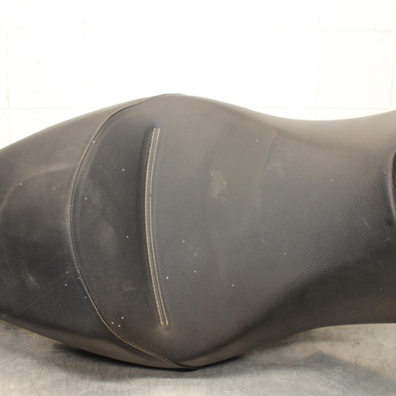 2008 Aprilia Shiver 750 SL750 FRONT REAR SEAT SADDLE BB551