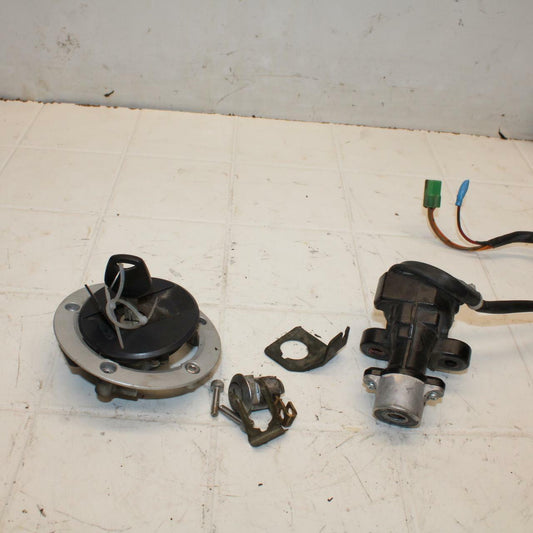 03-05 SUZUKI SV1000 IGNITION LOCK KEY SET W/ GAS CAP AND SEAT LOCK BB405