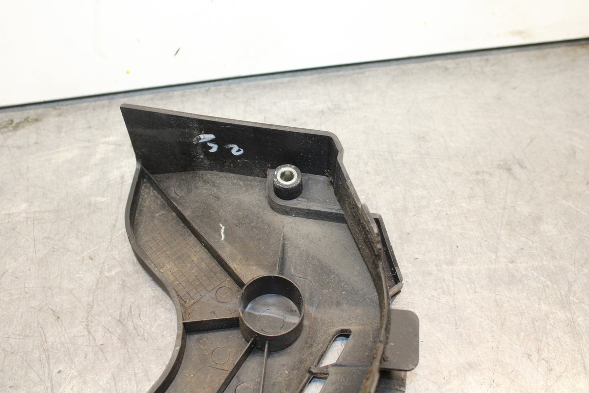 19-21 YAMAHA YZF R3 ENGINE SPROCKET COVER BB121