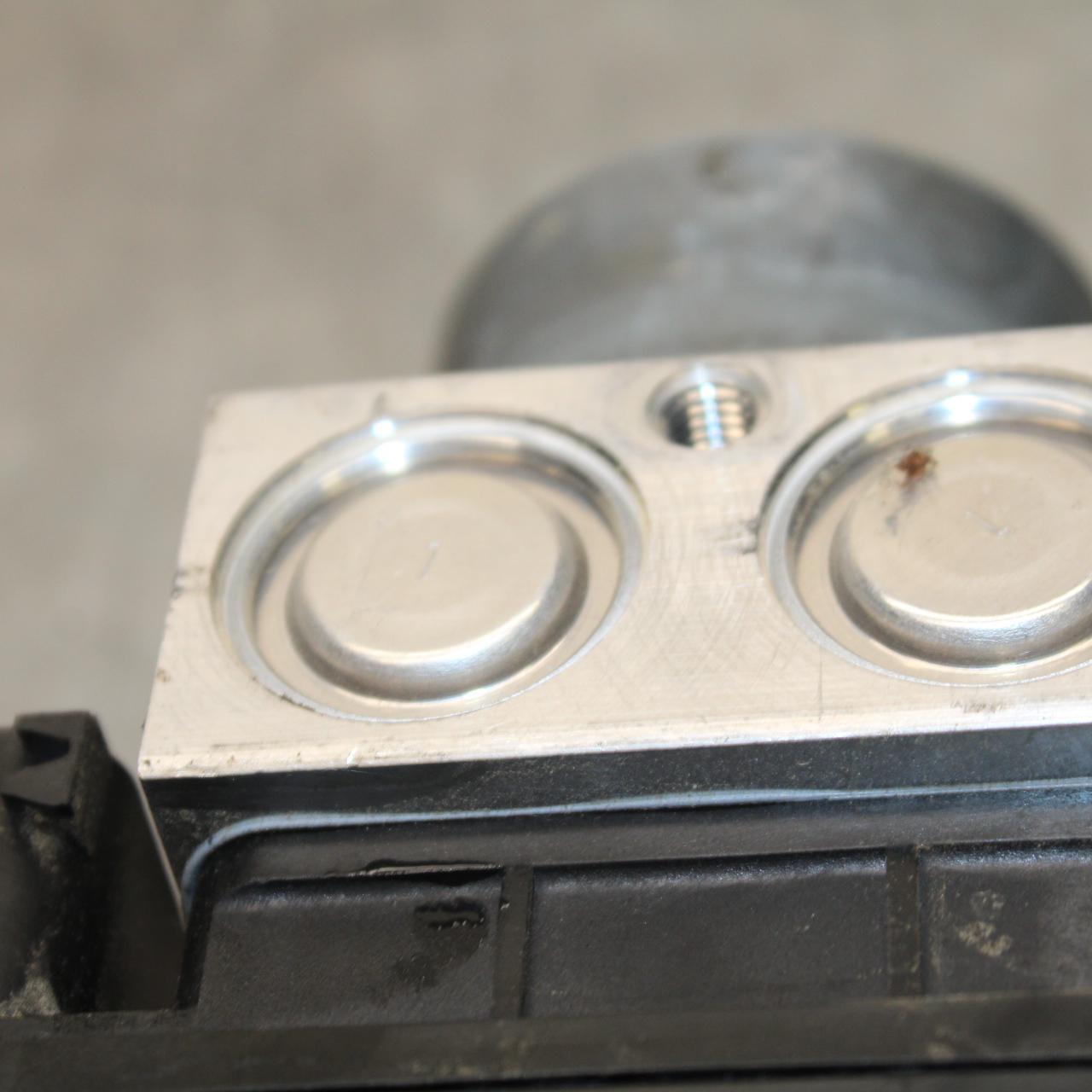 18 KTM RC 390 ABS PUMP UNIT MODULE BB648