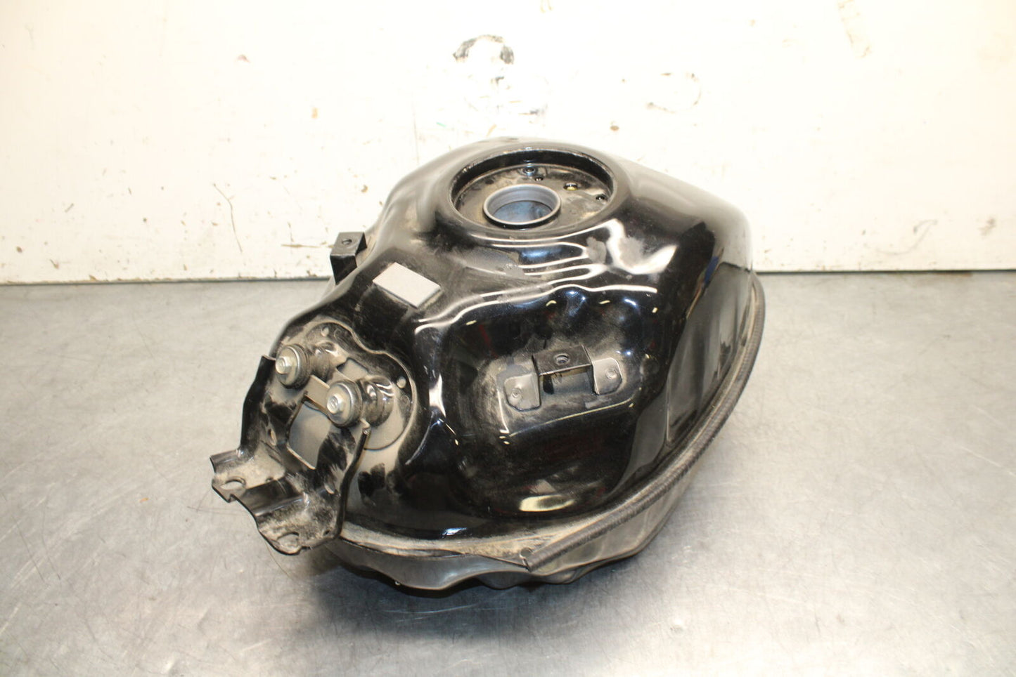 19-24 YAMAHA R3 GAS TANK FUEL CELL PETROL RESERVOIR BB736