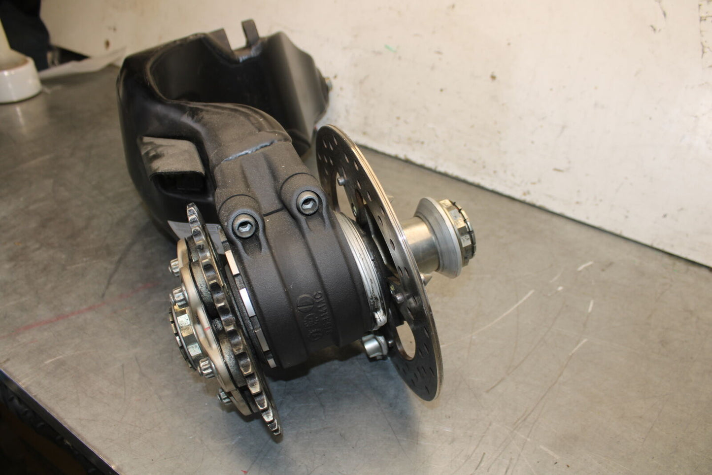 07-08 DUCATI 1098 REAR SWINGARM BACK SUSPENSION SWING ARM BB705