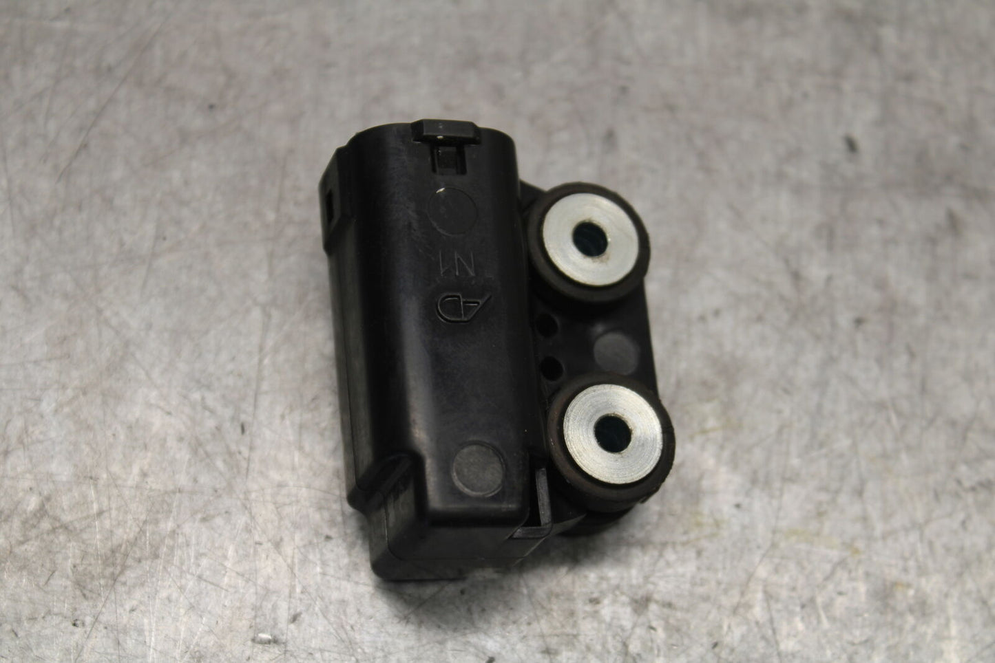19-21 TRIUMPH SPEED TWIN 1200 TIP OVER ANGLE CRASH SENSOR SWITCH T2502455 BB653