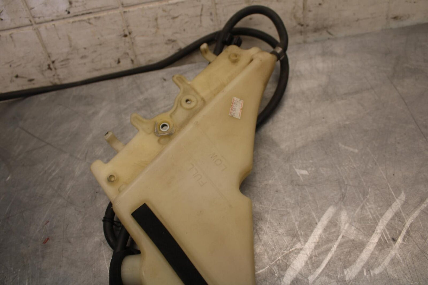 2010 Aprilia RSV1000R COOLANT WATER TANK RESERVOIR BOTTLE BB513