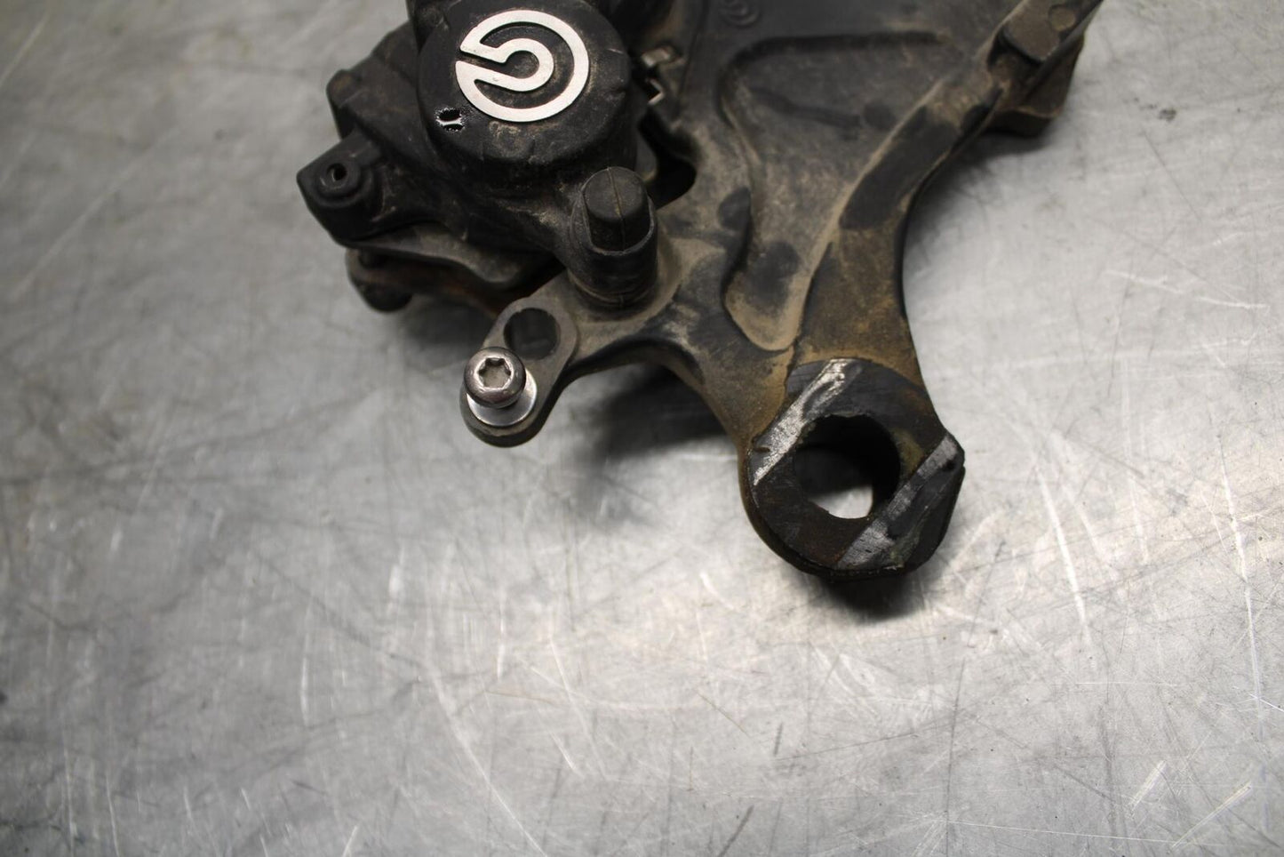 17-21 TRIUMPH STREET TRIPPLE R ABS REAR BREMBO BRAKE CALIPER W BRACKET bb452