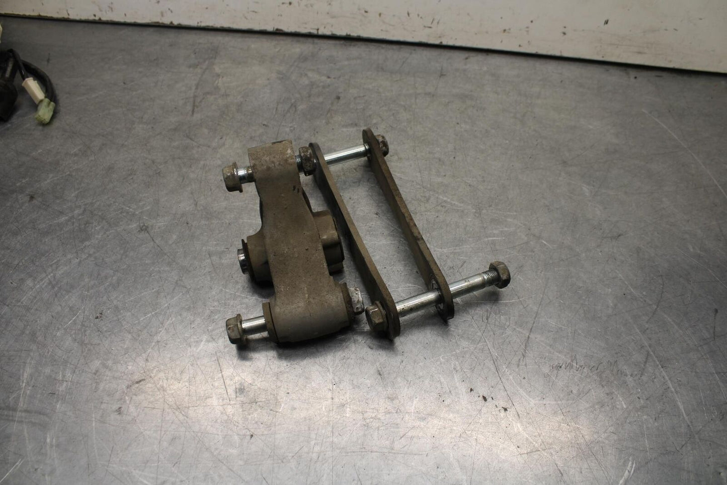 15-16 KAWASAKI EX300 REAR DOGBONE SHOCK LINKAGE LINK BB635