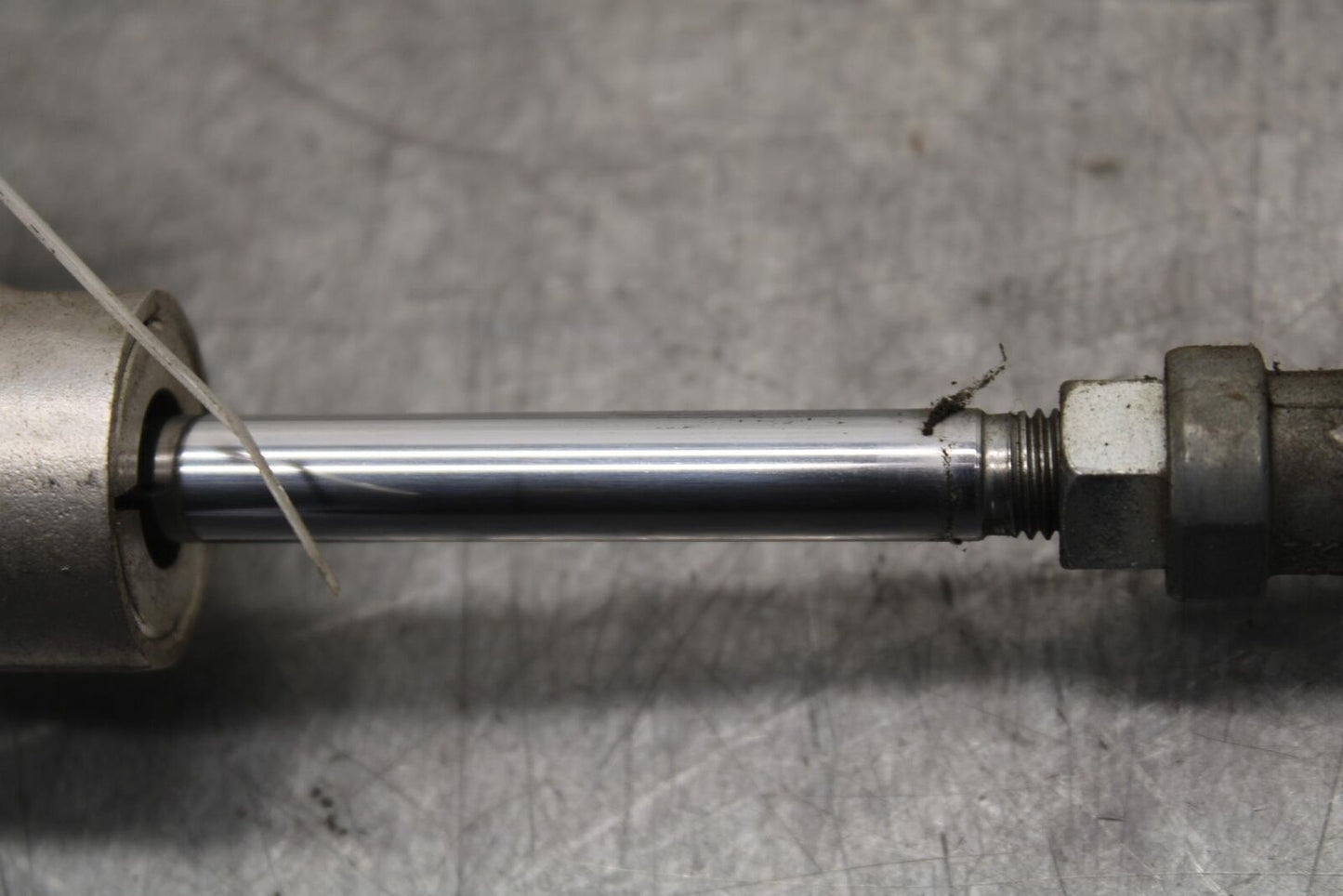 01-03 SUZUKI GSXR600 STEERING DAMPER STABILIZER BB633