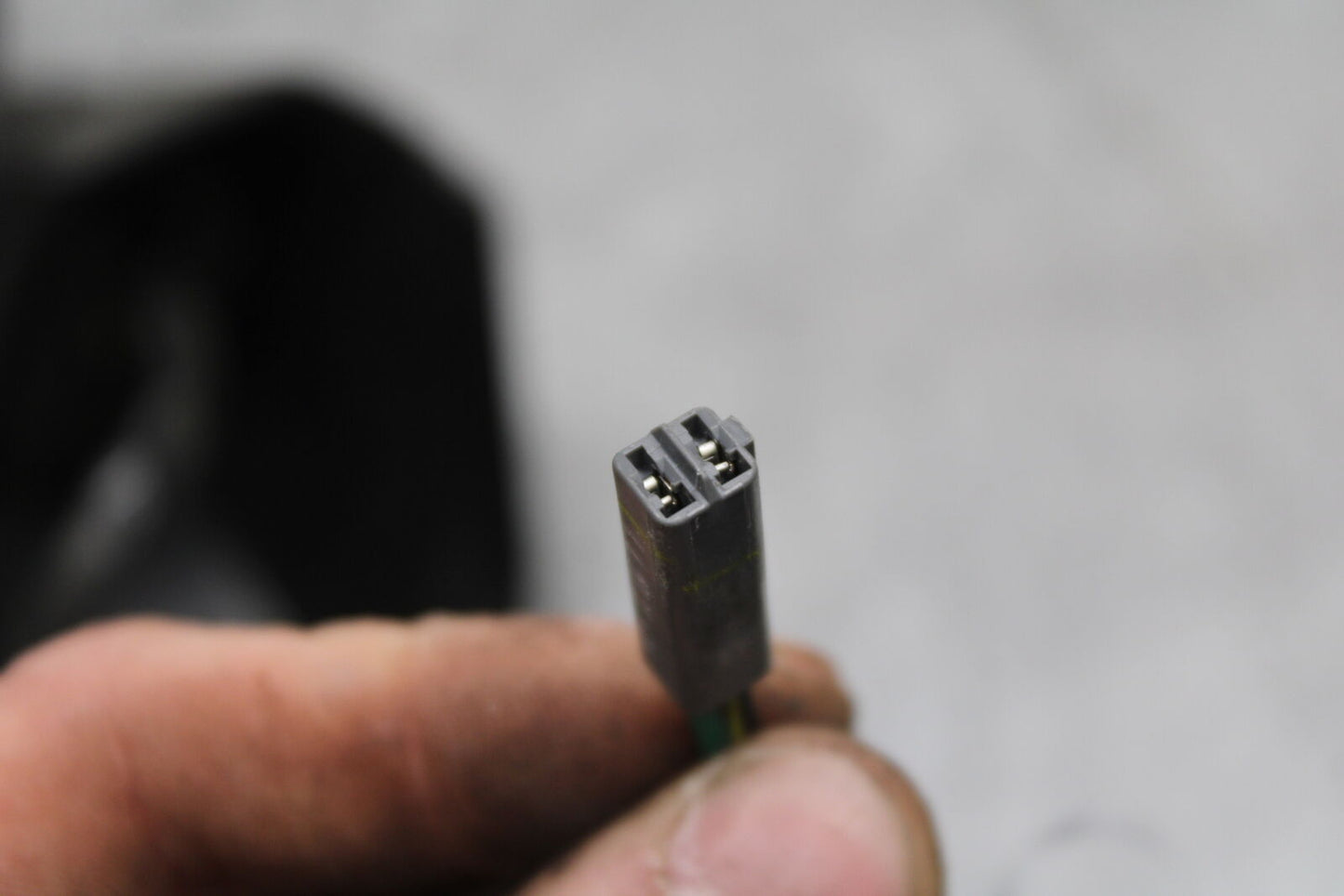 19-22 KAWASAKI Z400 FRONT CENTER COWL FAIRING & TURN SIGNALS BB738