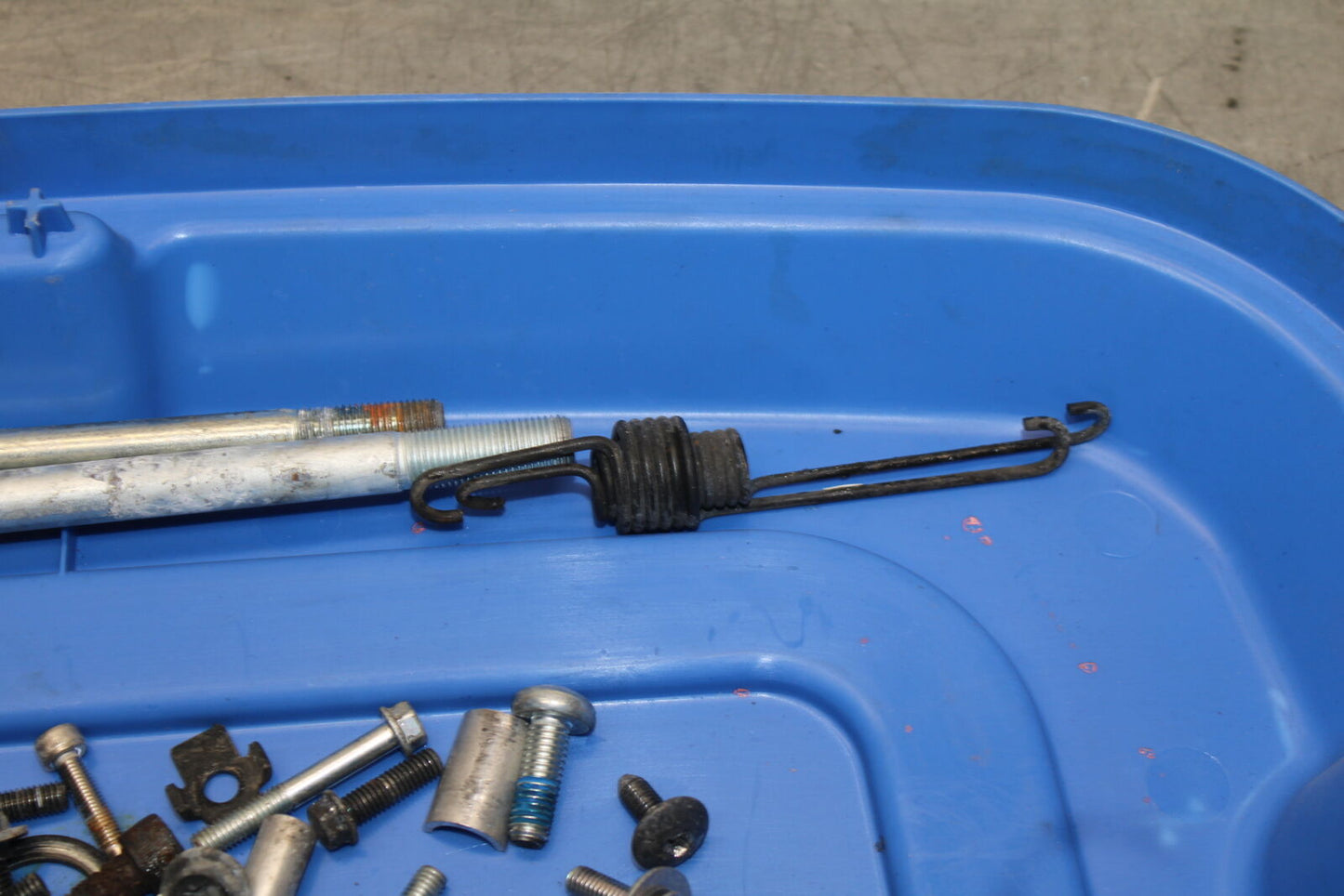 09-11 DUCATI 1198 MOUNTING BOLTS HARDWARE MOTOR SCREWS BB705