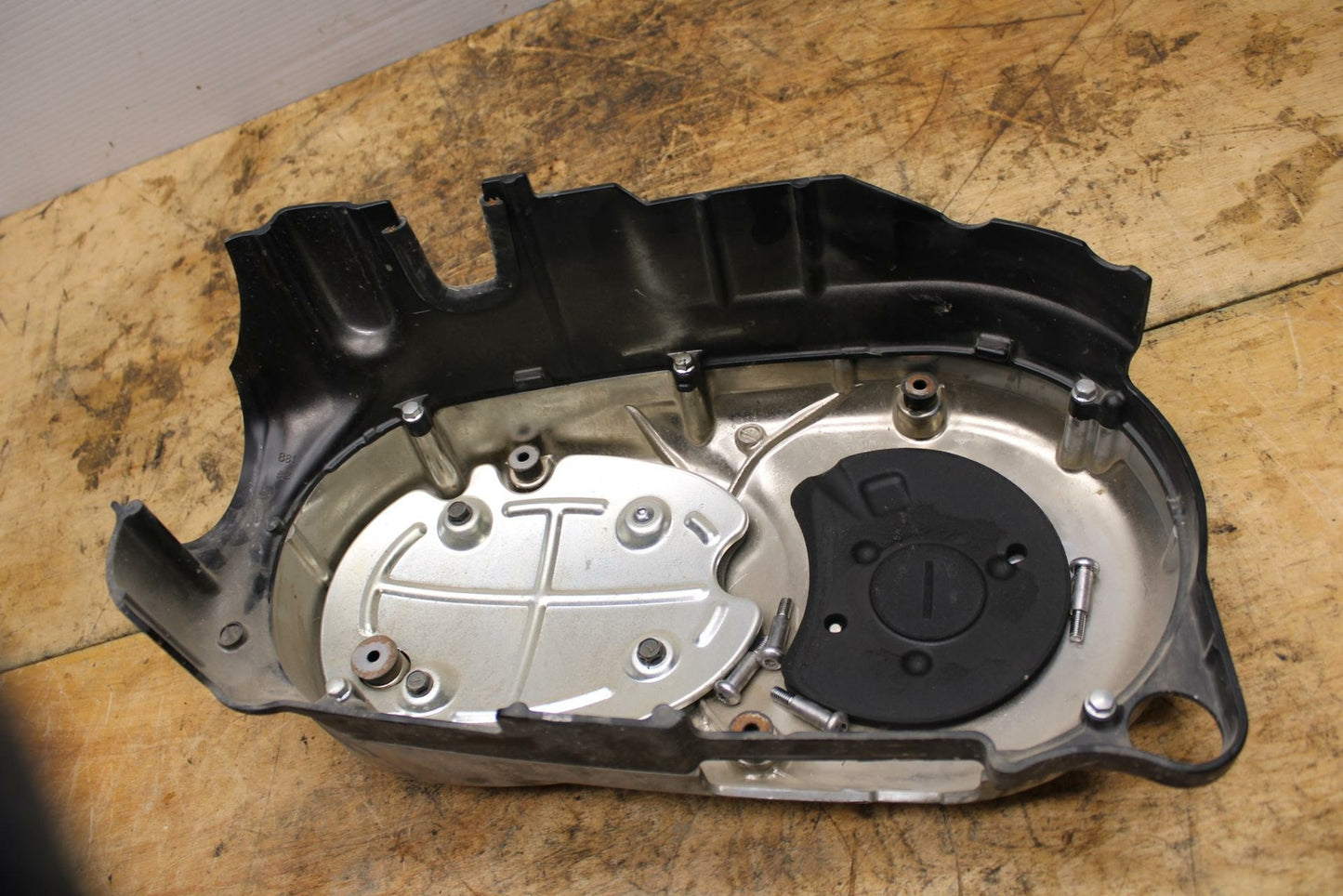 05-08 KAWASAKI VULCAN 1500 VN1500N CLASSIC CLUTCH SIDE ENGINE MOTOR COVER BB343
