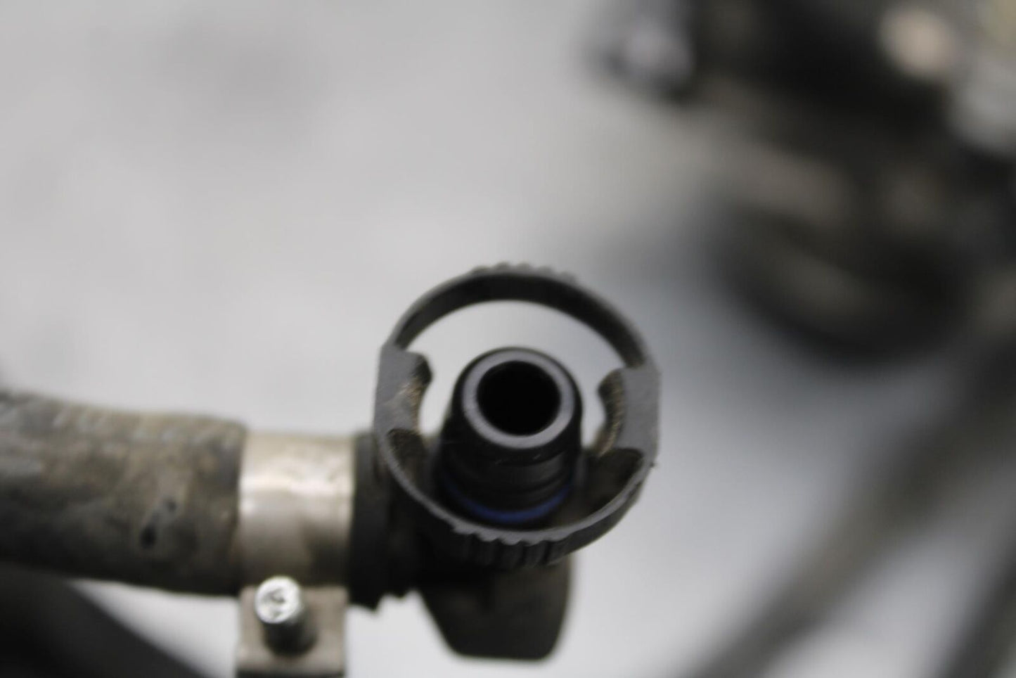 2005 Ducati Monster S2R MAIN FUEL INJECTORS / THROTTLE BODIES BB557