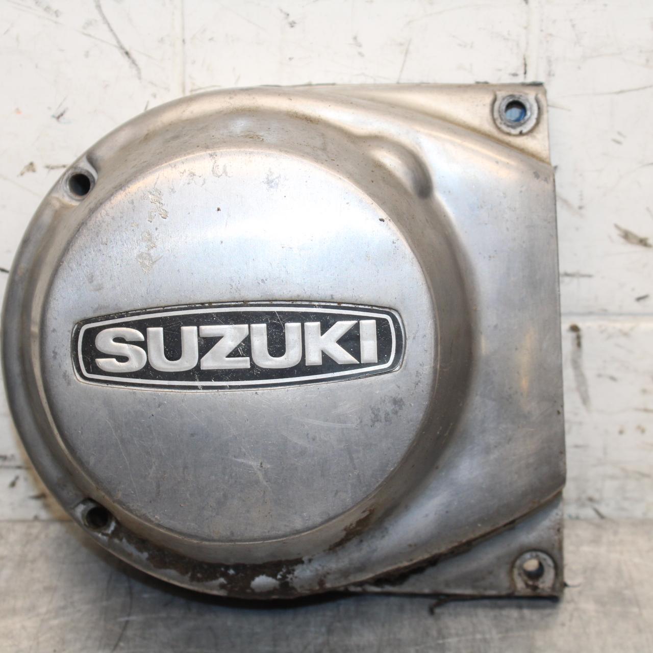 75 SUZUKI GT 550 STATOR MAGNETO ALTERNATOR GENERATOR COVER BB67