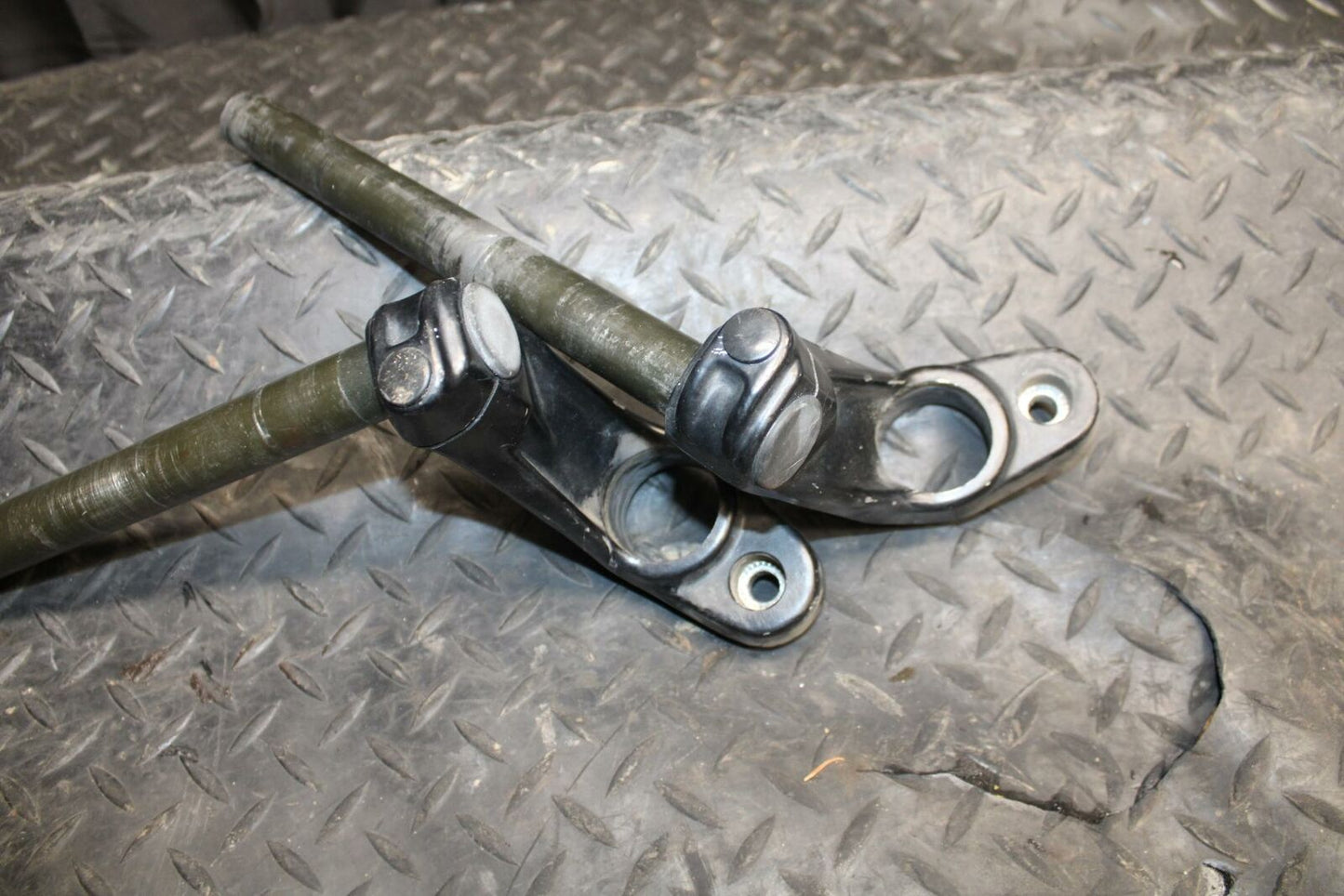86 SUZUKI GS750ES LEFT RIGHT CLIP ON ONS HANDLEBARS PAIR SET BB233