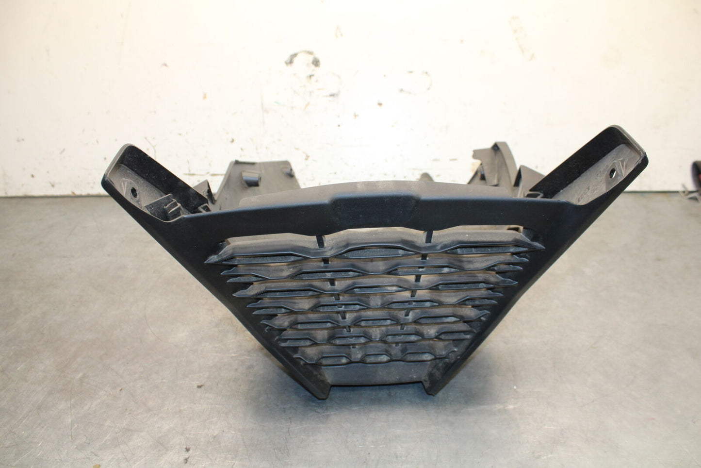 21-24 APRILIA TUONO 660 FACTORY LOWER BOTTOM BELLY FAIRING COWL BB733