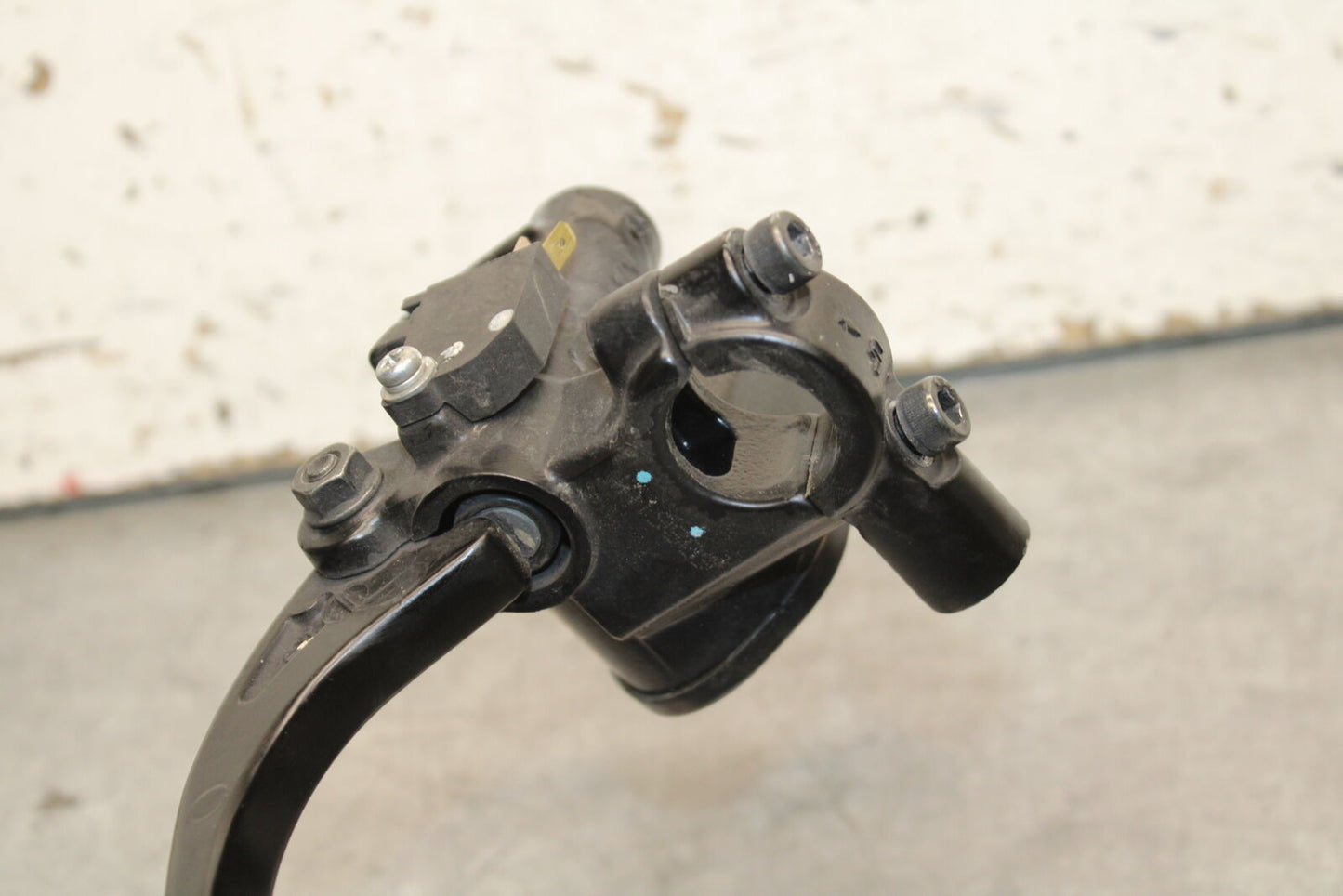 19-22 KAWASAKI Z400 FRONT BRAKE MASTER CYLINDER w/ LEVER BB738