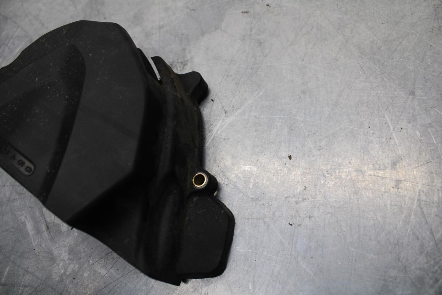 14-15 TRIUMPH STREET TRIPLE R ENGINE SPROCKET COVER BB441