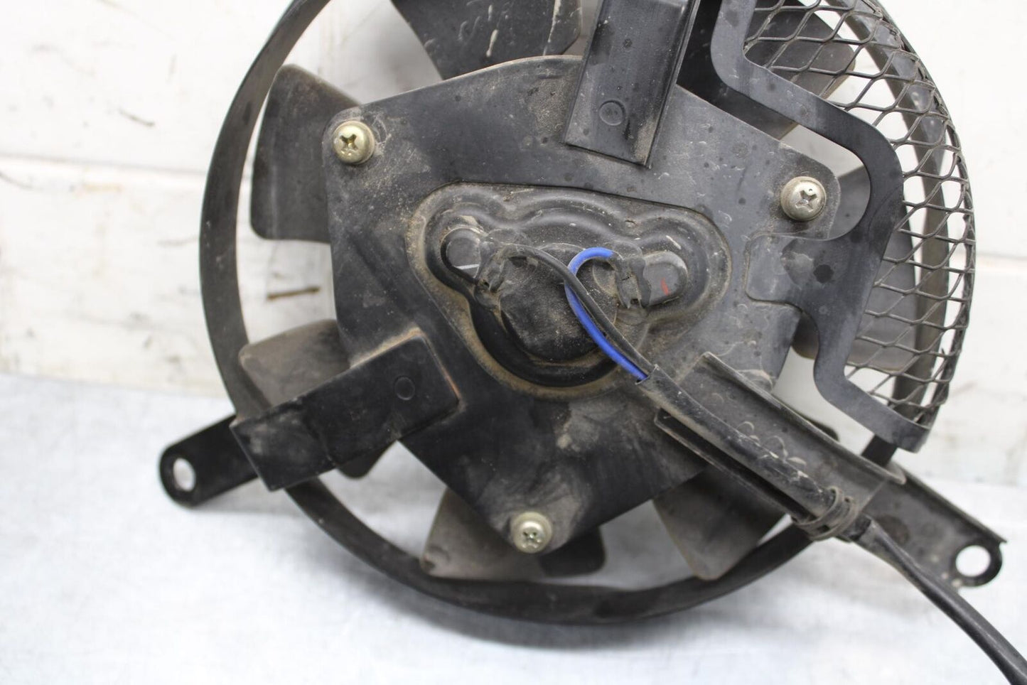 2001 Suzuki GSXR600 ENGINE RADIATOR COOLING FAN 17800-35F00 BB59