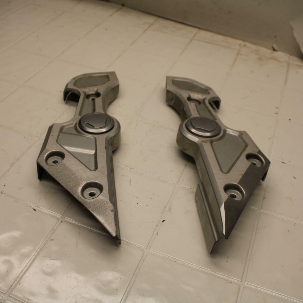 01-05 YAMAHA FZS1000 RIGHT LEFT FRAME MID SIDE COVERS COWLS PANELS TRIM BB 04