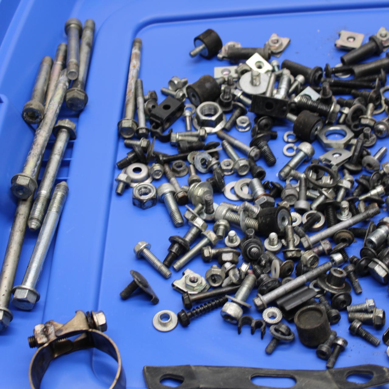 16-24 KTM 390 RC MISCELLANEOUS MOUNTING BOLTS HARDWARE MOTOR SCREWS BB648