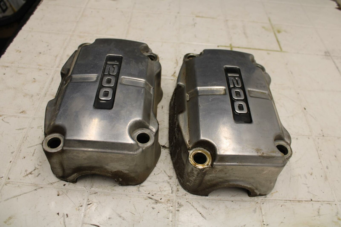 84-87 HONDA GOLDWING 1200 ENGINE TOP END CYLINDER HEAD COVERS BB406