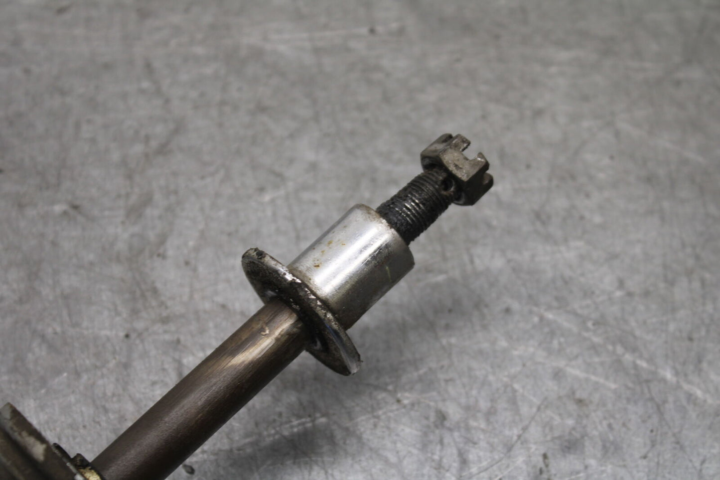 85-86 SUZUKI MADURA 1200 FRONT WHEEL RIM AXLE PIVOT BOLT BB691