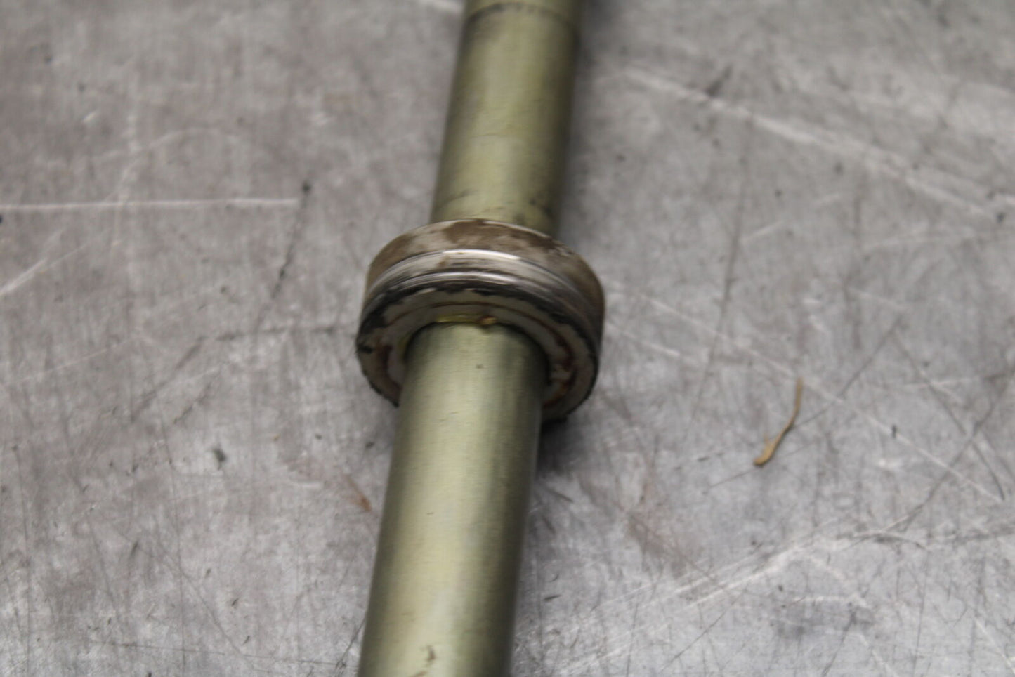 14-16 TRIUMPH AMERICA LT REAR AXLE BACK WHEEL RIM PIVOT BOLT AXEL BB720