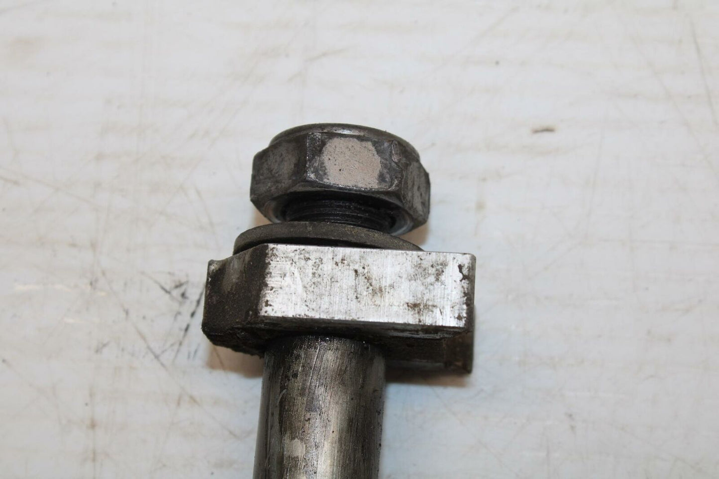 07-16 TRIUMPH STREET TRIPLE REAR AXLE BACK WHEEL RIM PIVOT BOLT AXEL BB356